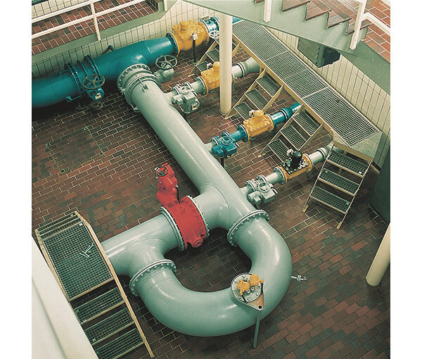 Water brings the breakthrough.